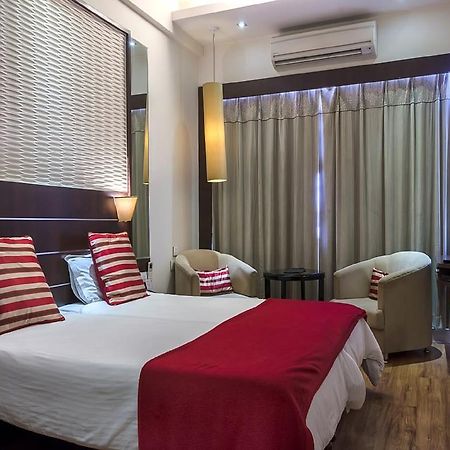 Surya Royal Hotel Kota  Buitenkant foto